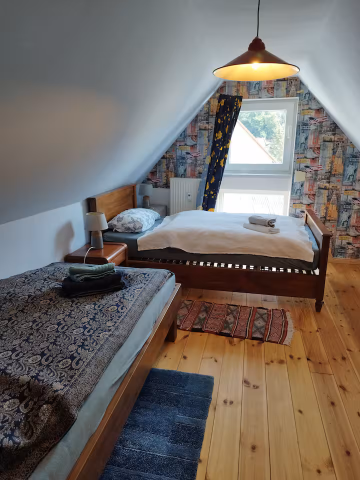 Schlafzimmer 1 Einzelbetten